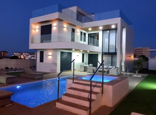 Orihuela Costa (Dehesa De Campoamor), Villa #CQ-00-74280
