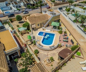 Torrevieja (La Siesta), Villa #CQ-GL-32355