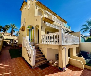 Benimar, Semi Detached #CQ-832