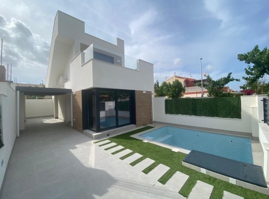 Los Alcazares (La Concha), Villa #CQ-00-33468
