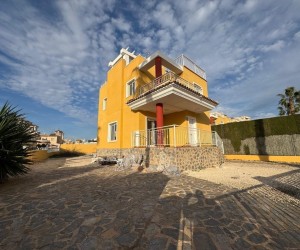 Guardamar del Segura (El Raso, Guardamar), Villa #CQ-989