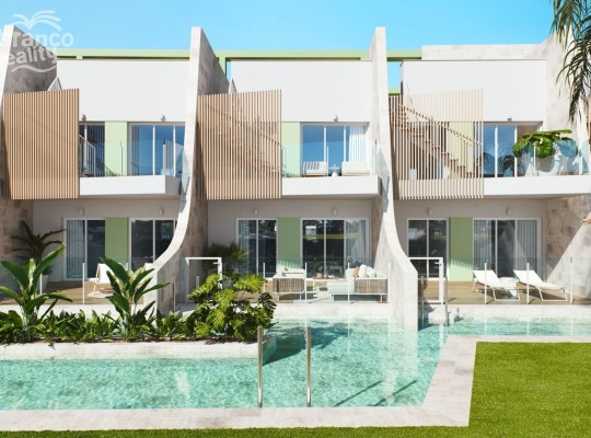 Apartments  in Pillar de La Horadada. 