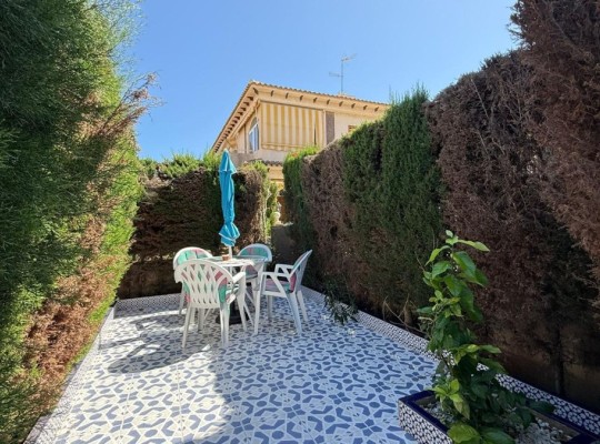 Prostorný bungalov v Punta Prima, Torrevieja