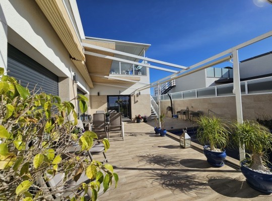 Daya Nueva, Villa #CQ-WI-28601