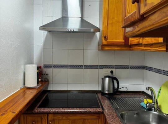 STUDIO S BAZÉNEM 300 METRŮ OD PLÁŽE LOS LOCOS