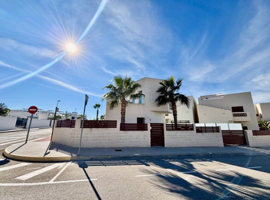 Benijofar, Villa #CQ-953