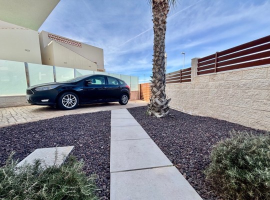 Benijofar, Villa #CQ-953