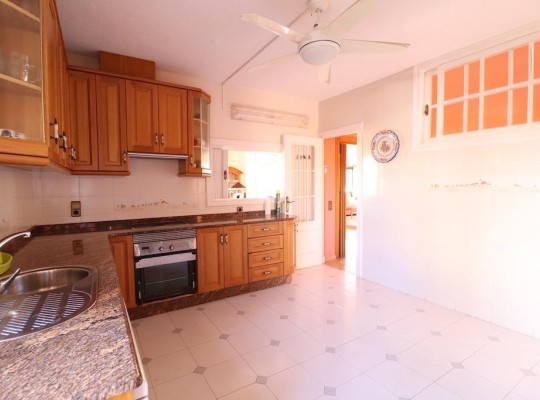 Cabo Roig (MUY CERCA DE LA PLAYA), Villa #CQ-JM-43435