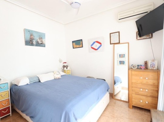 Orihuela Costa (Playa Flamenca Norte), Villa #CQ-JM-69771