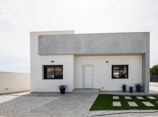 Pilar de La Horadada (Pinar de Campoverde), Villa #CQ-00-52696