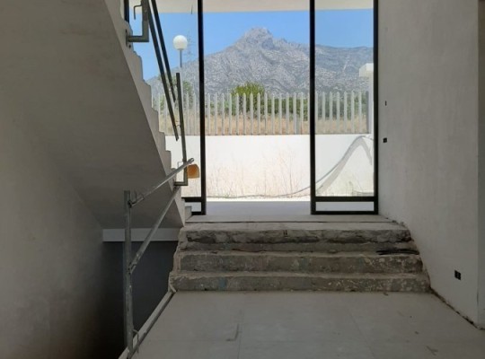 Nagüeles (Costa del Sol), Villa - Detached #CM-R3903979