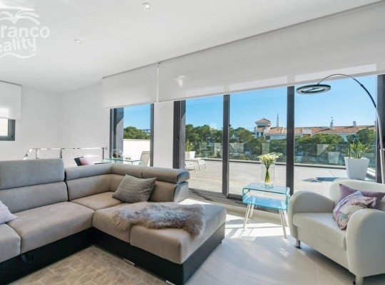 Orihuela Costa (Campoamor), Villa #CQ-UR-79201