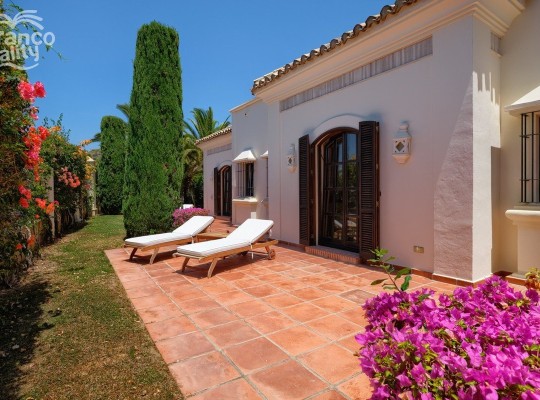 Marbella (Costa del Sol), Villa - Detached #CM-R4031227