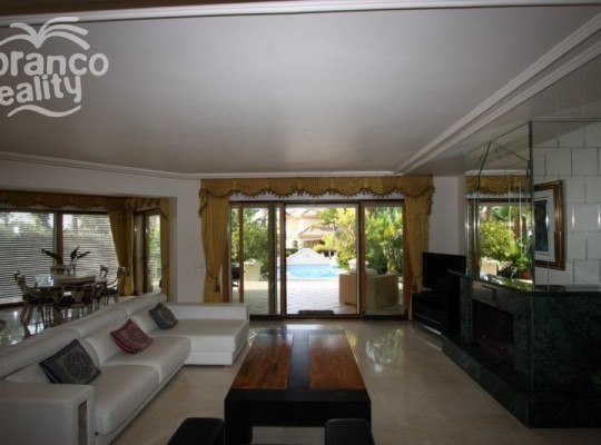 Las Chapas (Costa del Sol), Villa - Detached #CM-R2077613