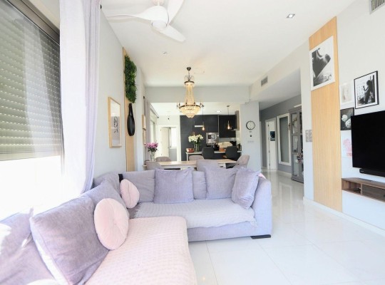 Orihuela Costa (Villamartin), Villa #CQ-TS-17932