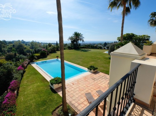 Marbella (Costa del Sol), Villa - Detached #CM-R4031305