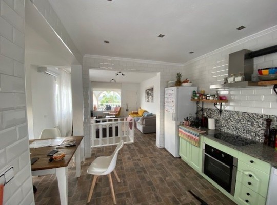 San Miguel de Salinas (san miguel), Villa #CQ-GL-66255
