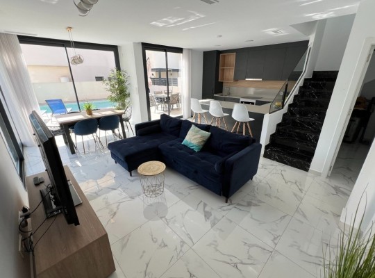 Los Montesinos (La Herrada), Villa #CQ-BT-36657
