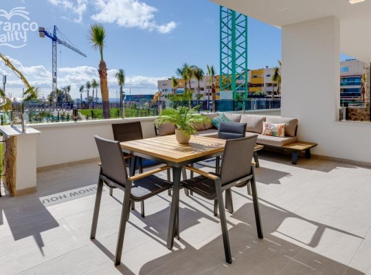 Orihuela Costa (Playa Flamenca), Apartment #CQ-00-97974
