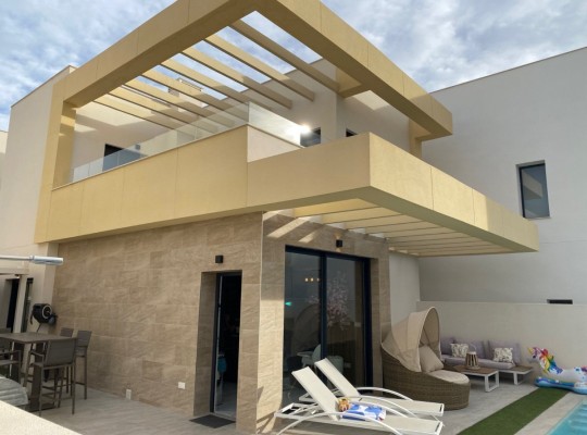 Los Montesinos (La Herrada), Villa #CQ-GL-78423
