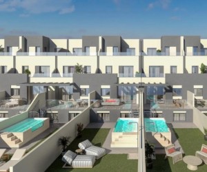 Řadové domky v centru Torrox Costa a pár kroků od pláže