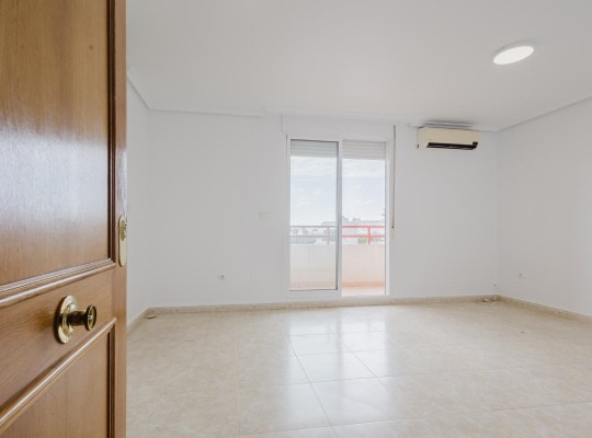 Torrevieja (Centro), Apartment #CQ-TS-81877