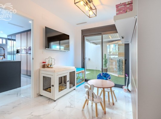 Los Montesinos (LOS MONTESINOS), Chalet #LE-LE-1082