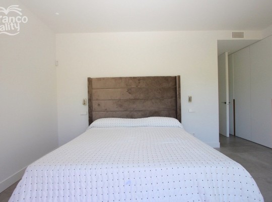 Guadalmina Alta (Costa del Sol), Villa - Detached #CM-R4044397