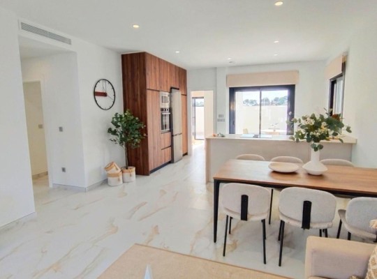 Pilar de La Horadada (Pinar De Campoverde), Villa #RD-N6422