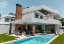 San Pedro de Alcántara (Costa del Sol), Villa - Detached #CM-R3617369