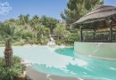 Sierra Blanca (Costa del Sol), Villa - Detached #CM-R3850939