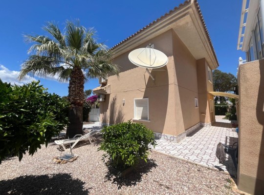 Los Altos (Torrevieja), Villa #CQ-M-82922