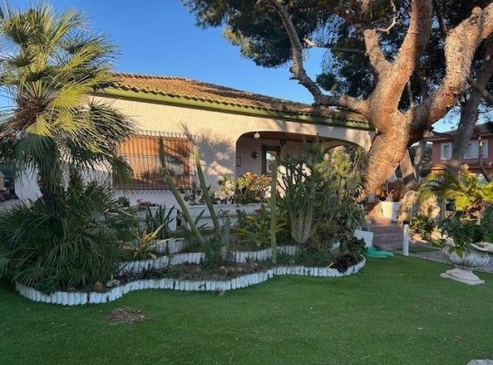Orihuela Costa (Altos de Campoamor), Villa #CQ-UR-12127