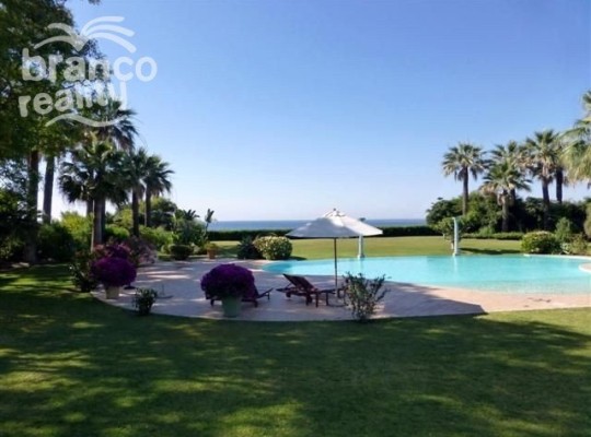 Estepona (Costa del Sol), Villa - Detached #CM-R4050412