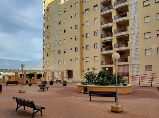 Apartment in Villajoyosa with sea view.