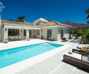 Nueva Andalucía (Costa del Sol), Villa - Detached #CM-R4081543