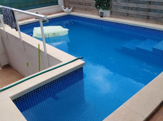 Řadový dům s bazénem v La Nucii, Costa Blanca Sever