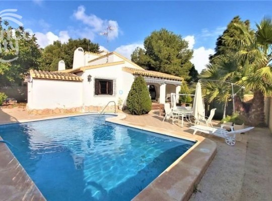 Torrevieja, Villa #CQ-SO-29627