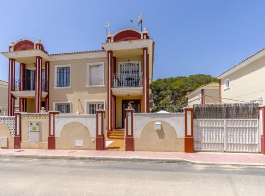 Orihuela Costa (Campoamor), Townhouse #CQ-UR-42290