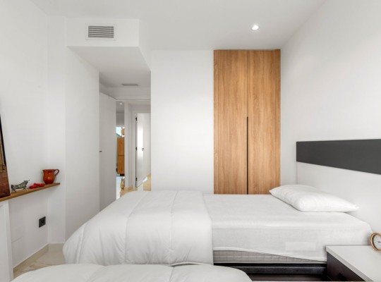 Guardamar del Segura (El Raso, Guardamar), Apartment #CQ-WN-82552