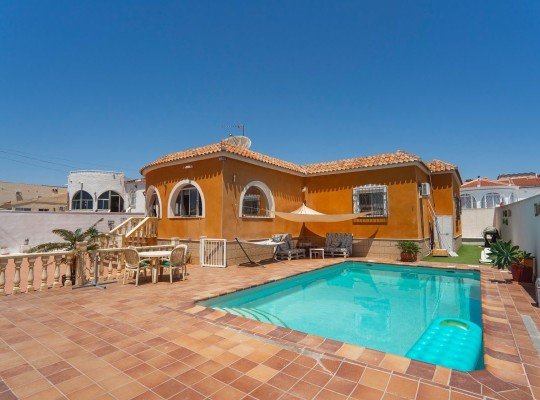 Ciudad Quesada (Town Center), Villa #CQ-016