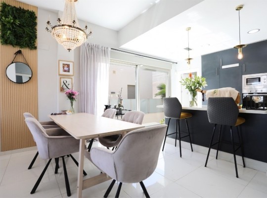 Villamartin, Villa #CQ-OC-74761