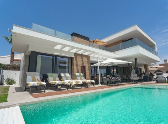 Ciudad Quesada (Town Center), Villa #CQ-100