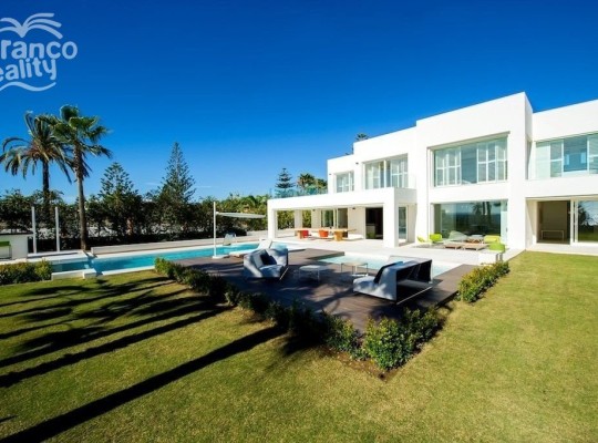 The Golden Mile (Costa del Sol), Villa - Detached #CM-R3658133