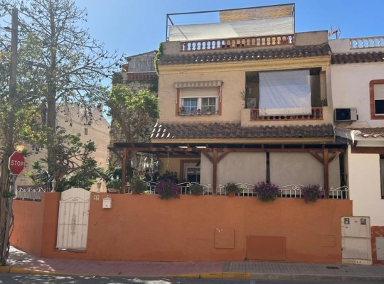 Los Montesinos, Villa #CQ-CB-66250