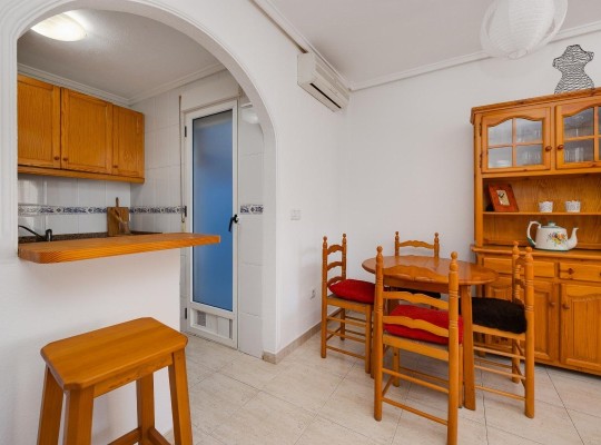 Torrevieja (Pueblo - Centro), Villa #CQ-TS-94930