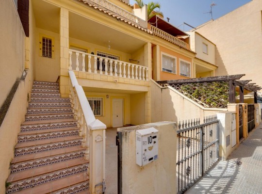 Los Montesinos, Townhouse #CQ-MY-58763