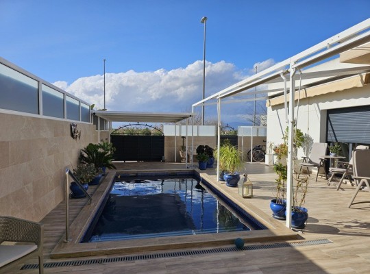 Daya Nueva, Villa #CQ-WI-28601