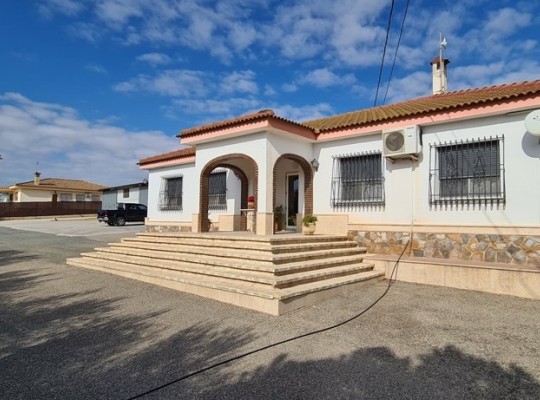 Orihuela (La Matanza), Villa #CQ-GL-84417