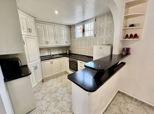 Benijofar (Benimar), Villa #CQ-847